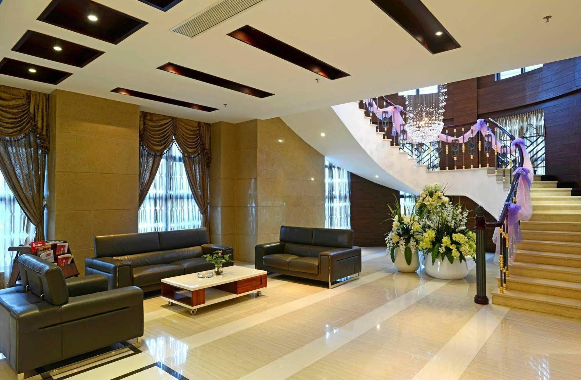 Wenhua Herton Hotel Qionghai Екстериор снимка